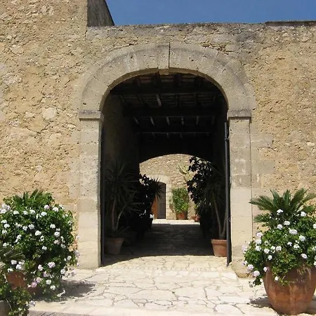 Baglio Santacroce Hotel
